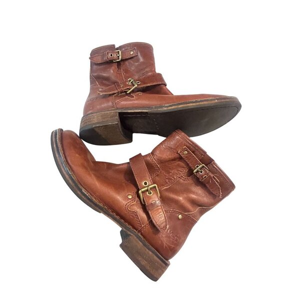 Ugg Fabrizia Buckle brown Boots Size 6.5 - Picture 5 of 6